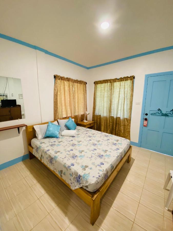 Uptown Guesthouse Siquijor Δωμάτιο φωτογραφία