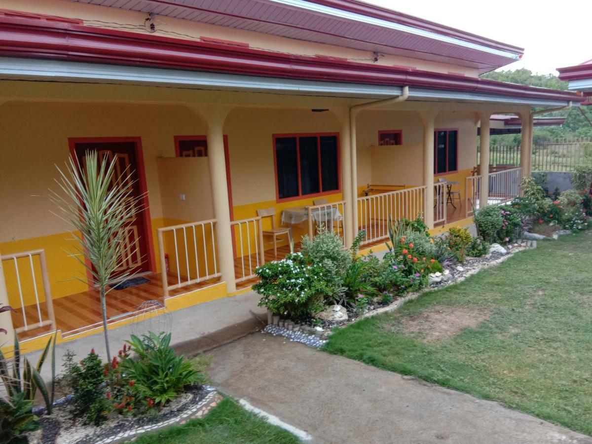 Uptown Guesthouse Siquijor Εξωτερικό φωτογραφία